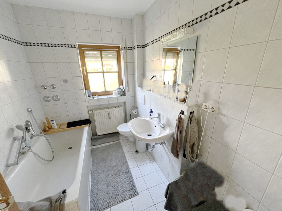 2-Zimmer Wohnung mit kleinem Garten in Farchant